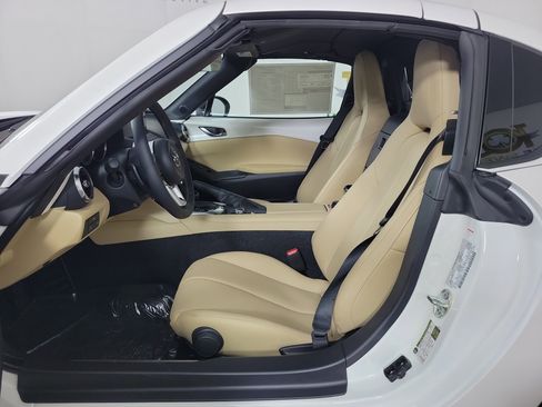 New 2026 MAZDA MX-5 Miata RF Grand Touring w/ Weather Package image 11