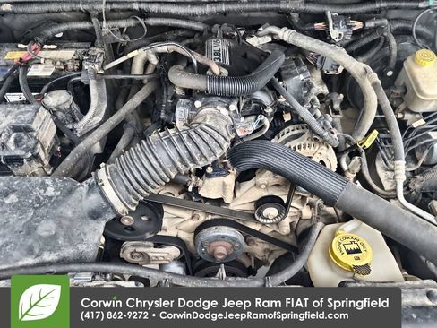 Used 2011 Jeep Wrangler Unlimited Sport w/ Connectivity Group AWD/4WD image 33