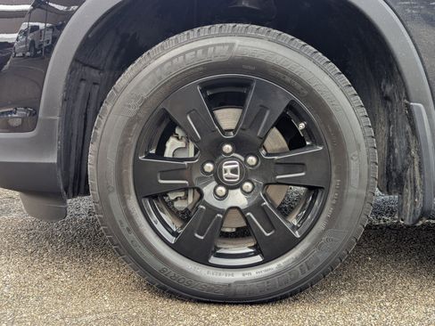 Used 2017 Honda Ridgeline Black Edition image 31