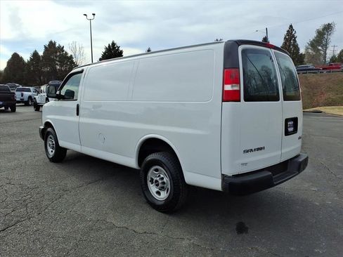 Used 2016 GMC Savana 2500 image 5
