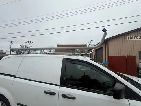 Used 2014 RAM C/V Tradesman image 6