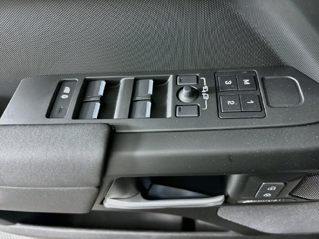New 2026 Land Rover Defender 110 S AWD/4WD image 19