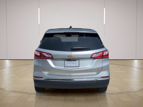 Used 2021 Chevrolet Equinox LT FWD image 10