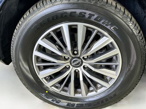 Used 2024 Nissan Armada SL image 33