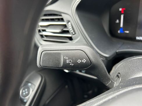 Used 2025 Ford Escape Active AWD/4WD image 21