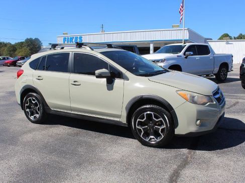 Used 2015 Subaru Crosstrek 2.0i Limited image 3