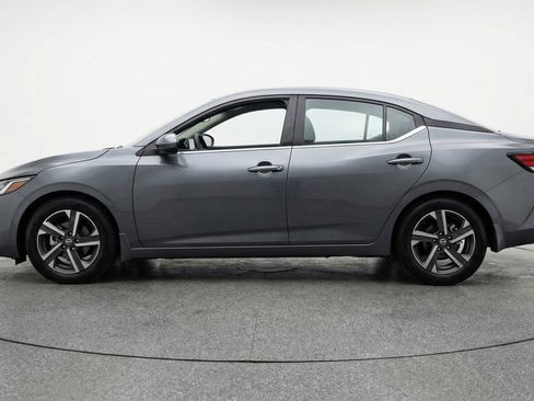 Used 2025 Nissan Sentra SV FWD image 5