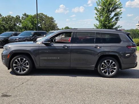 Used 2021 Jeep Grand Cherokee L Overland AWD/4WD image 2