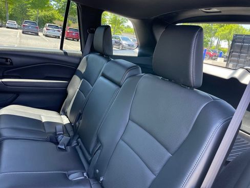 Certified 2023 Honda Passport EX-L image 41