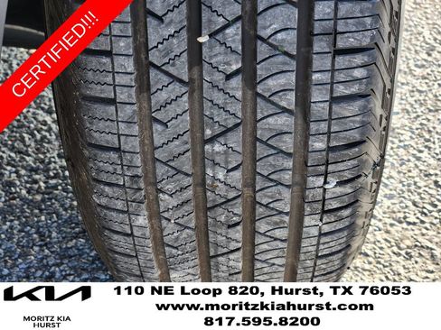 Certified 2026 Kia Sorento LX FWD image 10