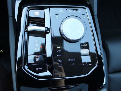 New 2026 BMW 530i xDrive AWD/4WD image 33