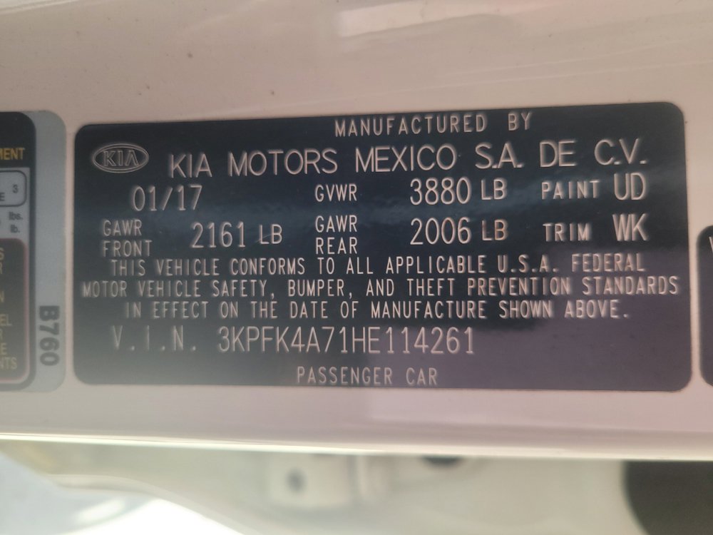 Used 2017 Kia Forte LX FWD image 33
