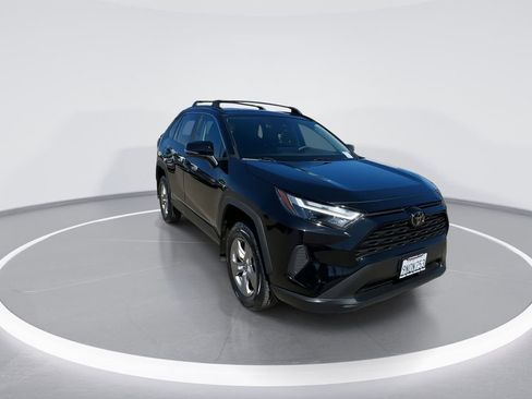 Used 2024 Toyota RAV4 XLE image 2