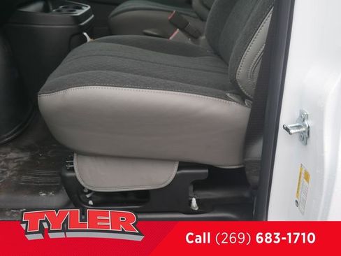 New 2026 Chevrolet Express 2500 Extended w/ Driver Convenience Package image 20