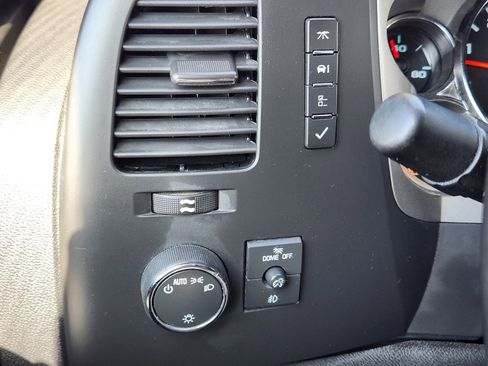 Used 2012 Chevrolet Silverado 1500 LT RWD image 14