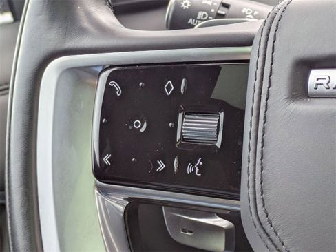 Used 2023 Land Rover Range Rover SE image 23