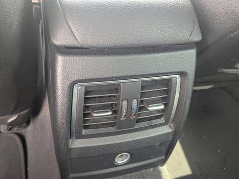 Used 2018 BMW 330i Sedan w/ Convenience Package image 13