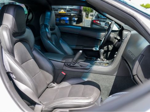Used 2013 Chevrolet Corvette Grand Sport w/ Battery Protection Package RWD image 34