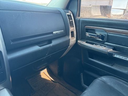 Used 2018 RAM 2500 Laramie w/ Off Road Package image 18