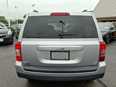 Used 2015 Jeep Patriot Sport w/ Power Value Group FWD image 5