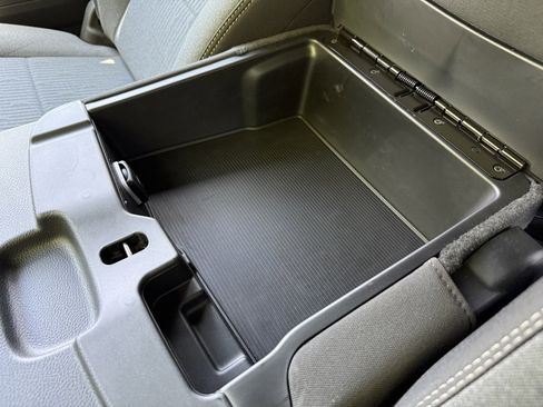 Used 2024 RAM 3500 Tradesman w/ Chrome Appearance Group image 34