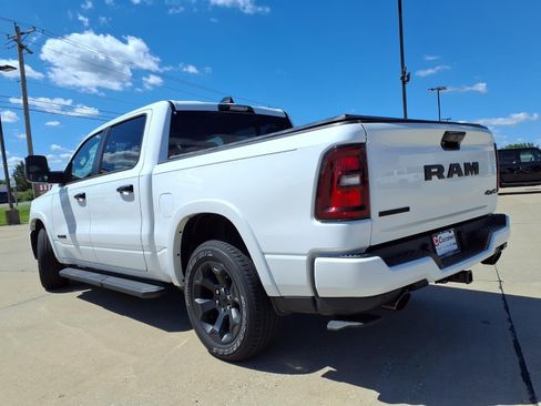 Used 2025 RAM 1500 Big Horn AWD/4WD image 41
