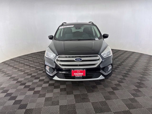 Used 2018 Ford Escape SE w/ Ford Safe & Smart Package FWD image 2