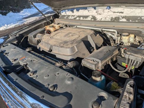 Used 2016 GMC Canyon SLT image 26