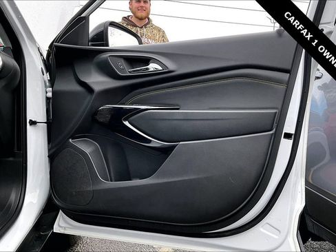 Used 2025 Chevrolet Trax ACTIV image 26