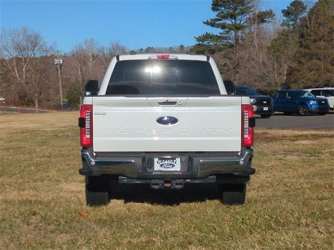 Used 2024 Ford F250 Lariat w/ Lariat Ultimate Package image 12