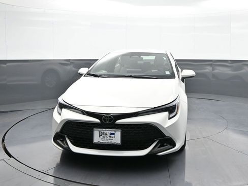 New 2025 Toyota Corolla SE image 2