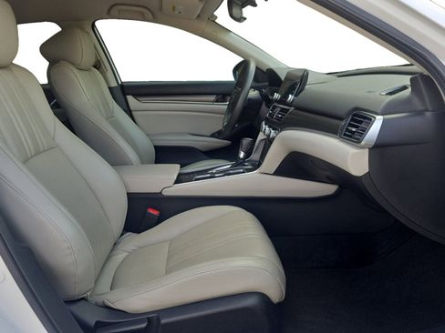 Used 2021 Honda Accord LX image 24