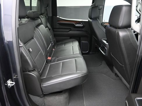 Used 2023 GMC Sierra 1500 Denali w/ Denali Reserve Package AWD/4WD image 38