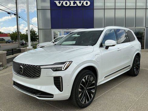 New 2026 Volvo XC90 T8 Plus w/ Protection Package AWD/4WD image 1