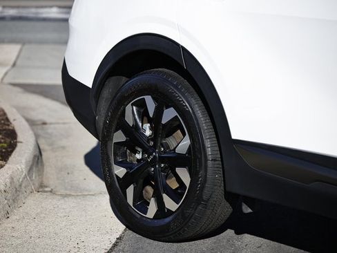 Used 2024 Kia Sportage X-Line w/ X-Line Premium Package image 10