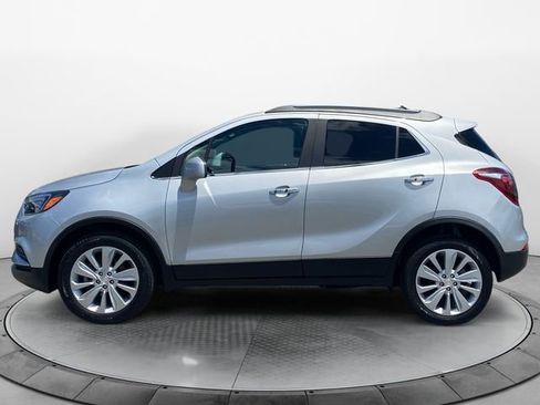 Used 2022 Buick Encore Preferred w/ Safety Package AWD/4WD image 2