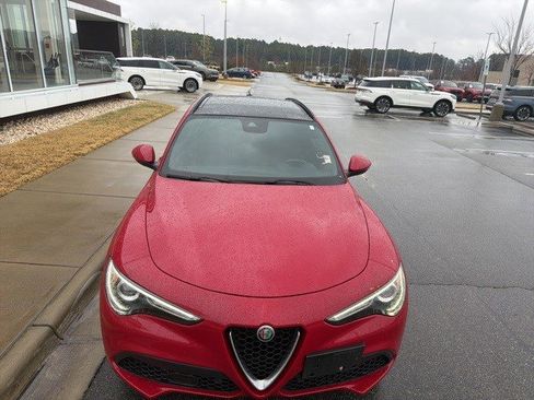 Used 2022 Alfa Romeo Stelvio Ti image 27