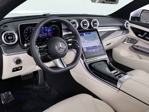 Used 2026 Mercedes-Benz CLE 300 4MATIC Cabriolet image 8