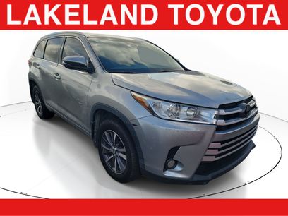 Used 2017 Toyota Highlander XLE