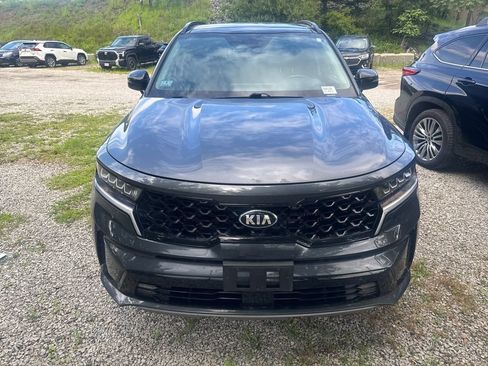 Used 2021 Kia Sorento EX w/ Panoramic Sunroof Package AWD/4WD image 2