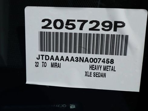 Used 2022 Toyota Mirai w/ Advanced Technology Package RWD image 36