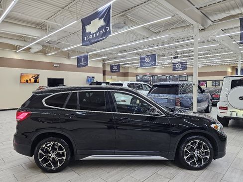 Used 2021 BMW X1 sDrive28i w/ Premium Package image 6