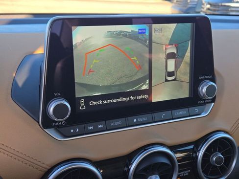 Used 2025 Nissan Sentra SR w/ SR Premium Package image 31