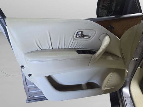 Used 2012 INFINITI QX56 4WD w/ Theater Pkg image 26