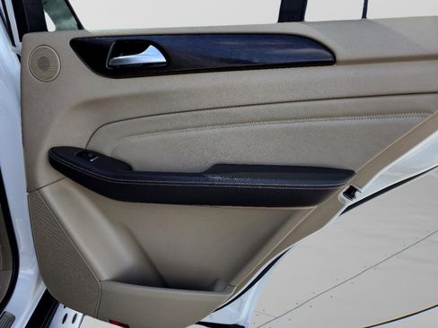 Used 2014 Mercedes-Benz ML 350 ML350 4MATIC w/ Premium 1 Package image 66