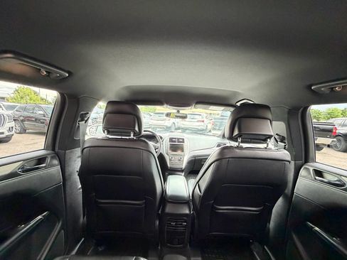 Used 2017 Lincoln MKC Premiere FWD image 16