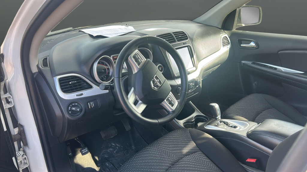 Used 2019 Dodge Journey SE w/ Premium Group FWD image 10