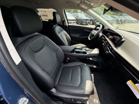 New 2026 Kia EV6 Wind AWD/4WD image 25