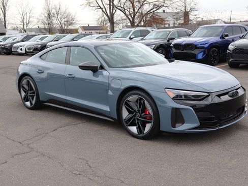 Used 2022 Audi RS e-tron GT w/ Year 1 Package AWD/4WD image 4