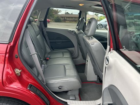 Used 2007 Chrysler PT Cruiser Limited w/ Chrome Accents Group FWD image 26
